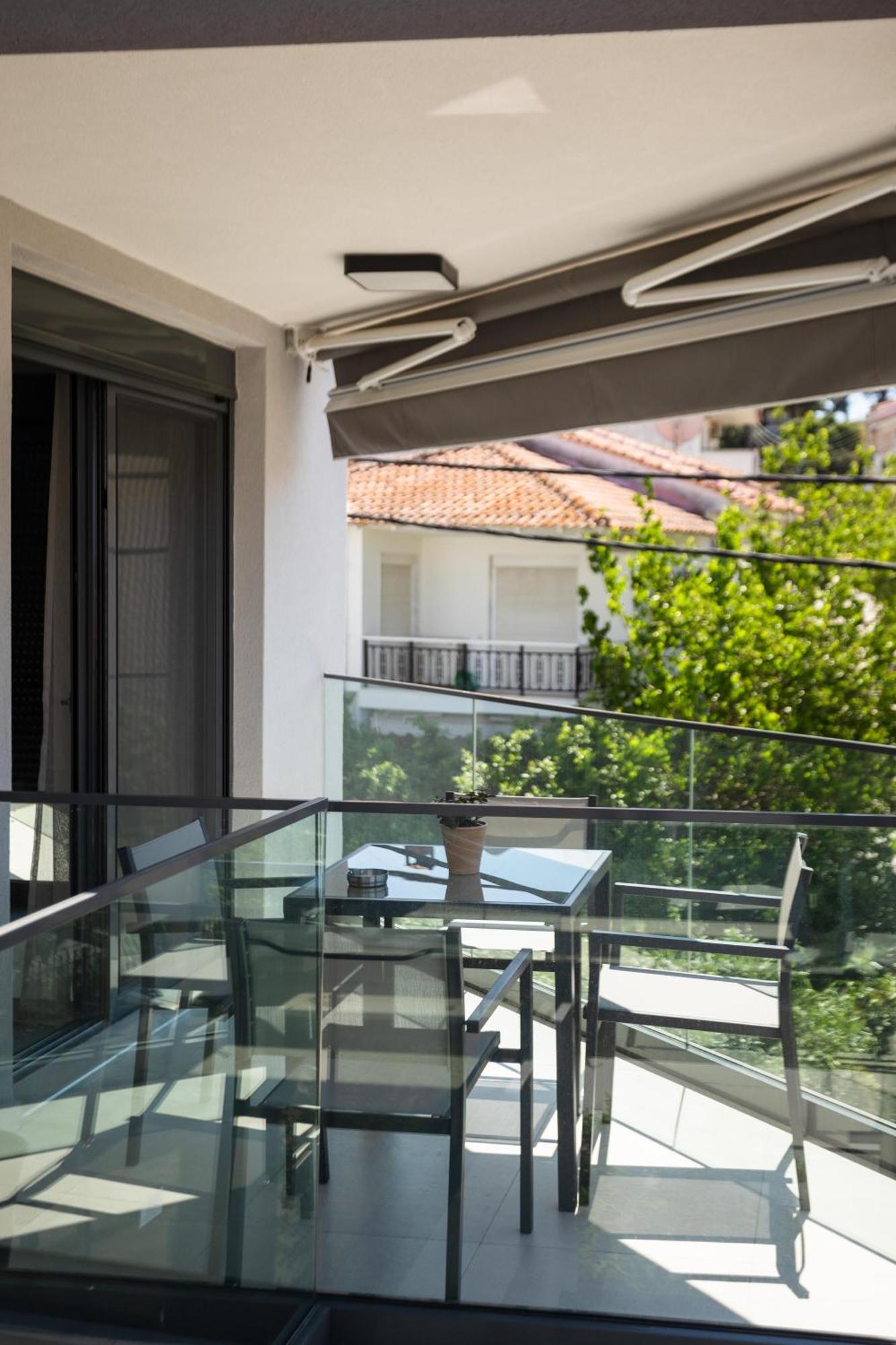Avgerinos Apartments โปไลโครโน ภายนอก รูปภาพ
