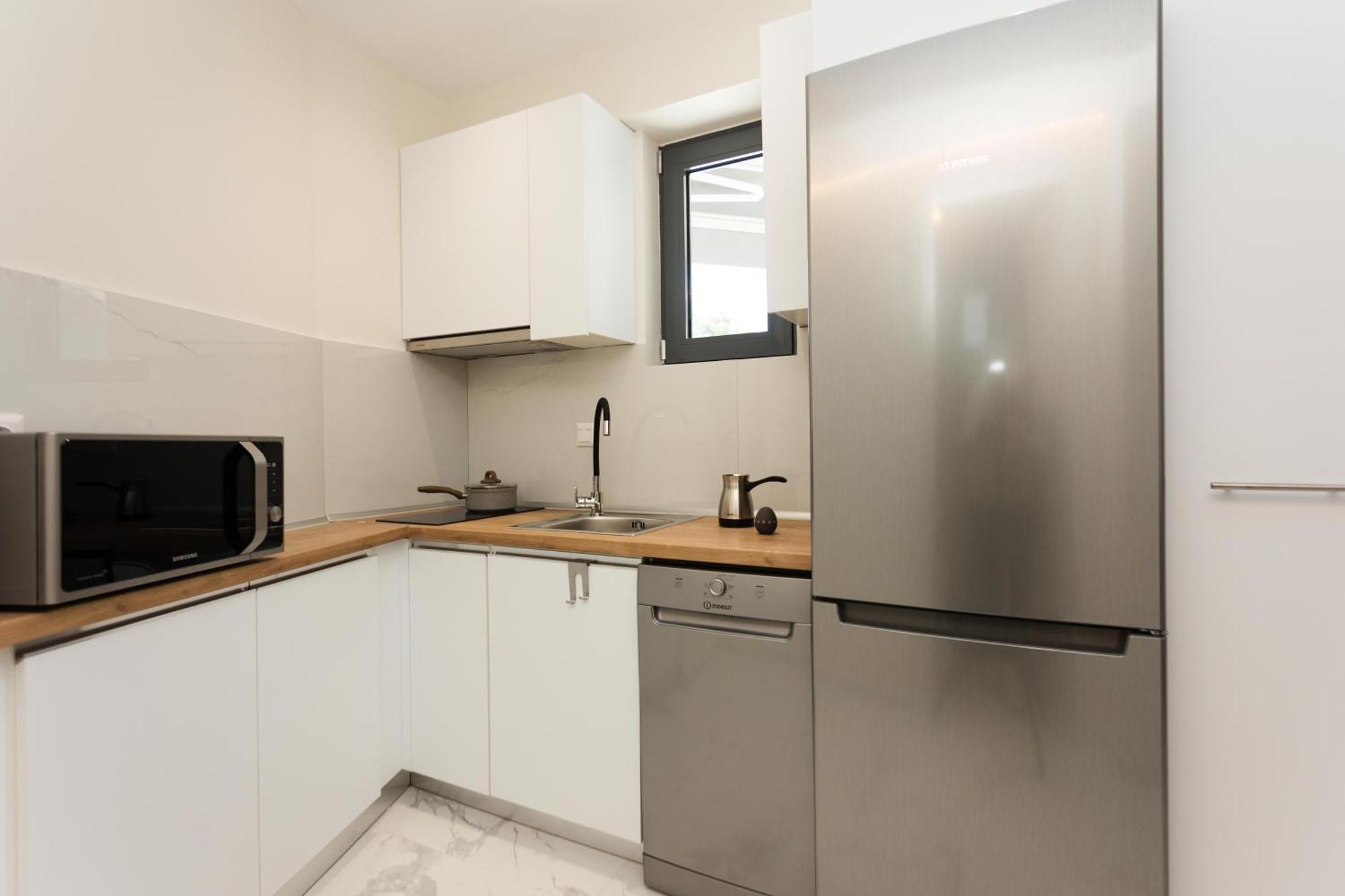 Avgerinos Apartments โปไลโครโน ภายนอก รูปภาพ
