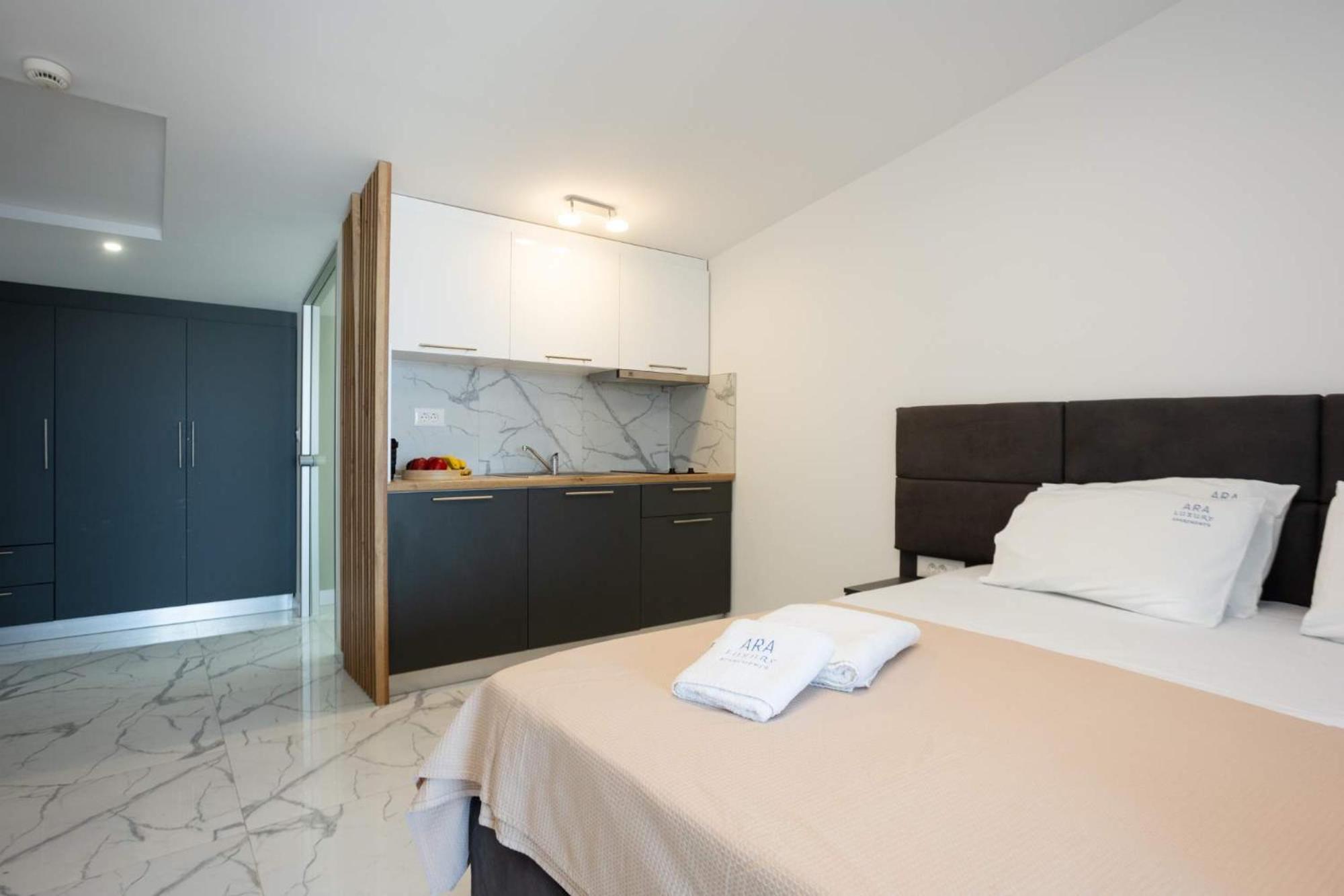 Avgerinos Apartments โปไลโครโน ภายนอก รูปภาพ