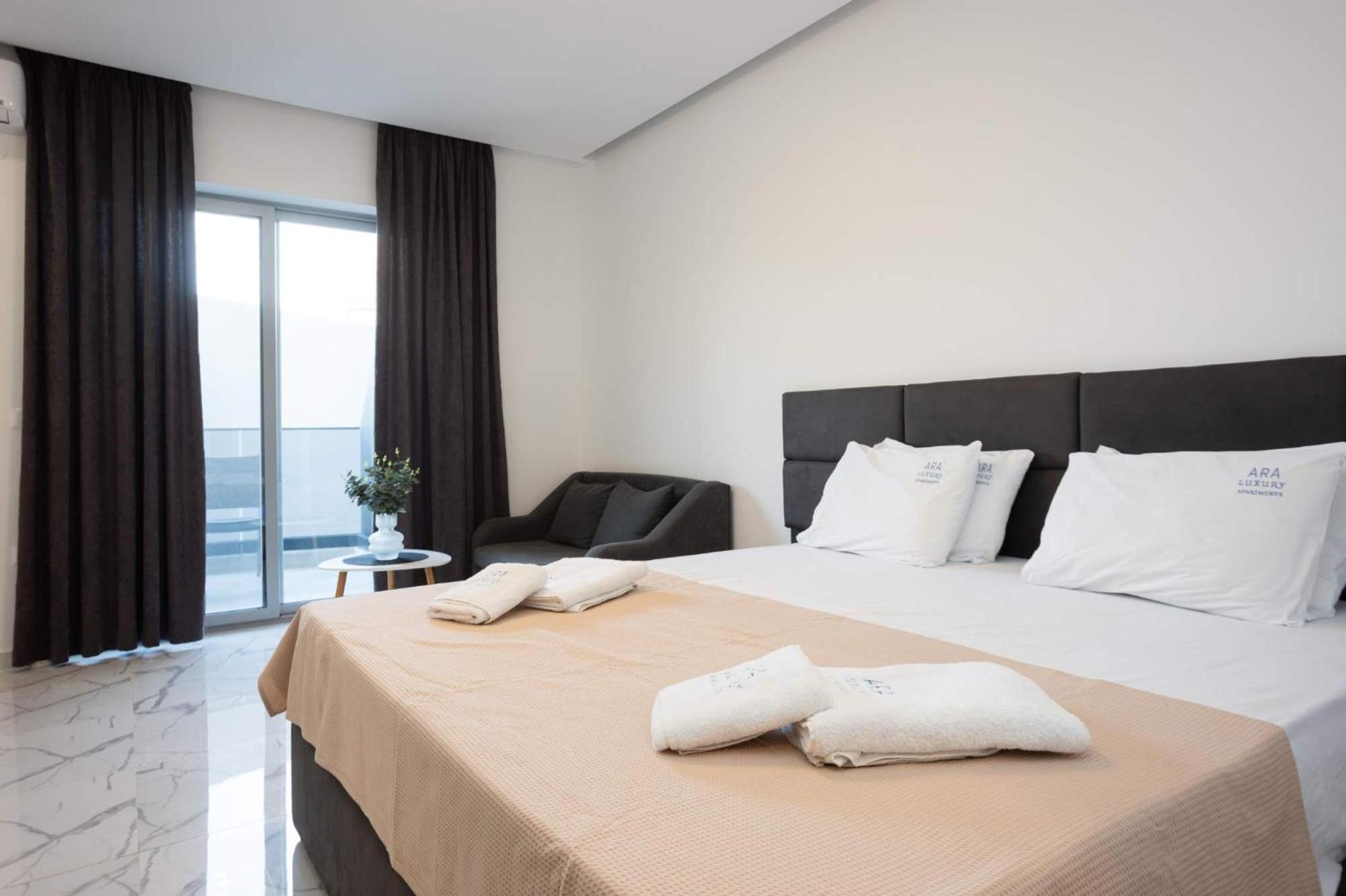Avgerinos Apartments โปไลโครโน ภายนอก รูปภาพ